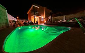 THE SUNFLOWER VILLA - El Medano